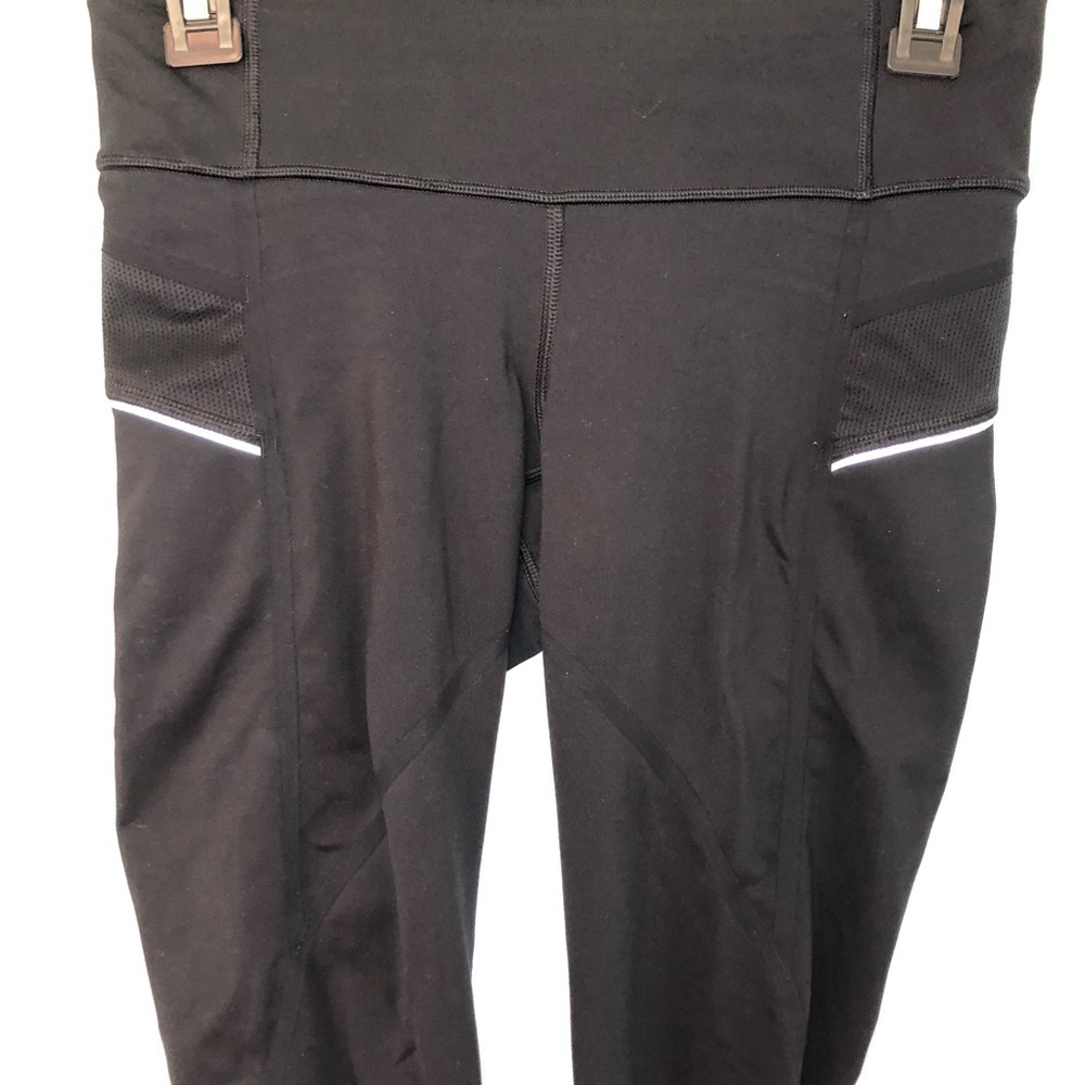 Athleta Black Chaturanga Capris Size XS - Picture 2 of 7
